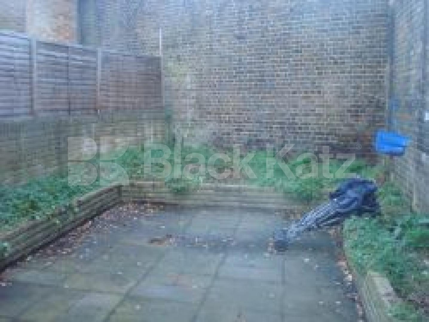 			2 Bedroom, 1 bath, 1 reception Flat			 Fleet Road, BELSIZE PARK/HAMPSTEAD HEATH